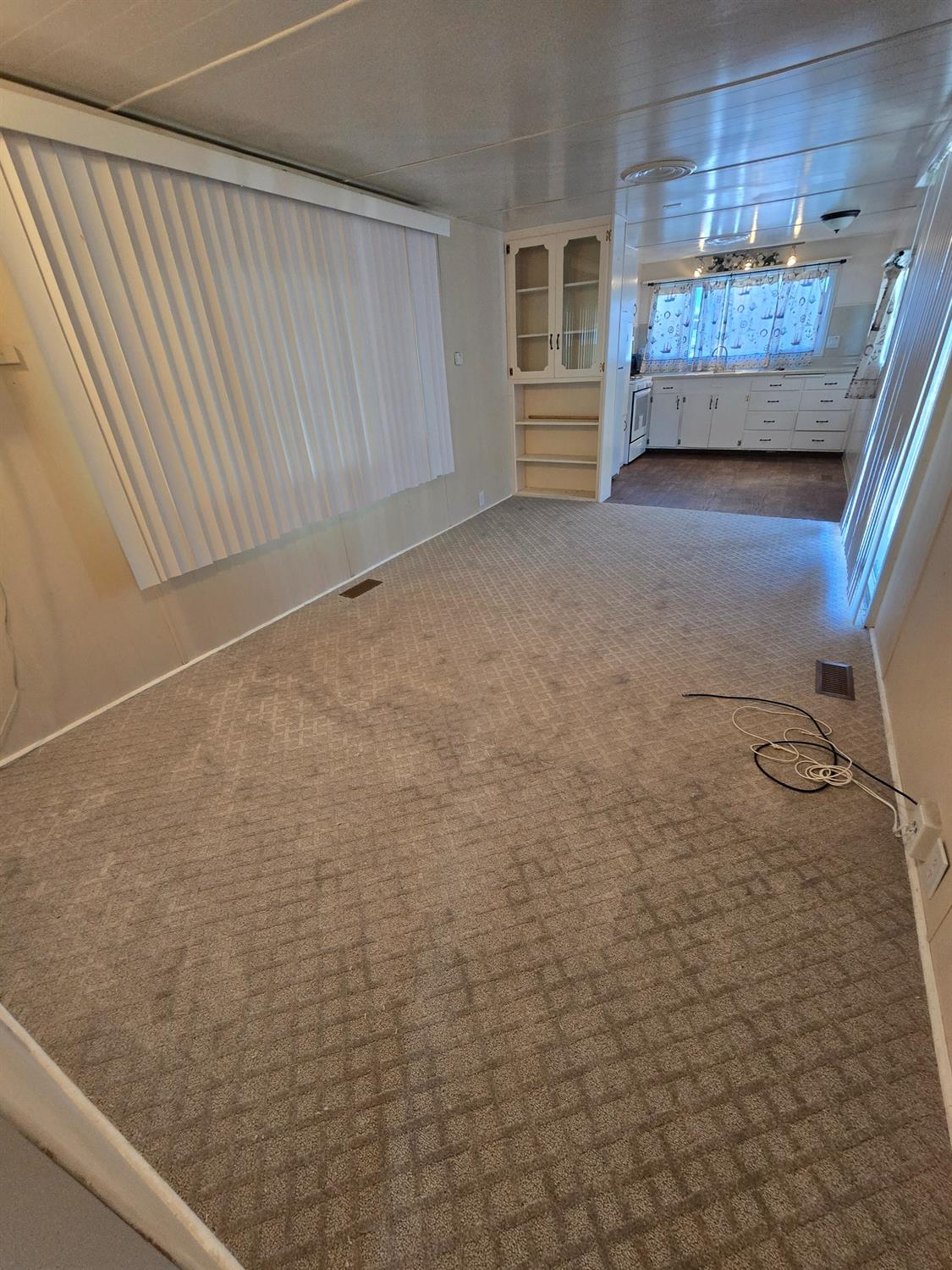 Detail Gallery Image 6 of 20 For 6211 Calgary Ave 82, Sacramento,  CA 95841 - 1 Beds | 1 Baths