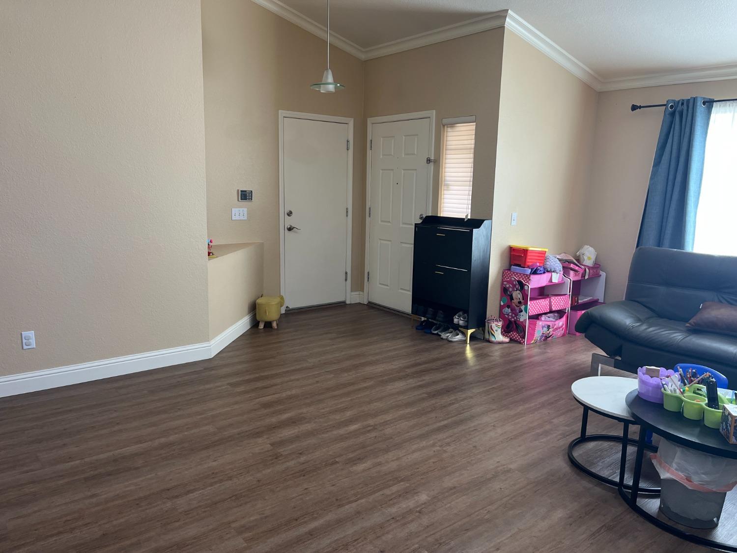 Candellaria Court, Elk Grove, California image 6
