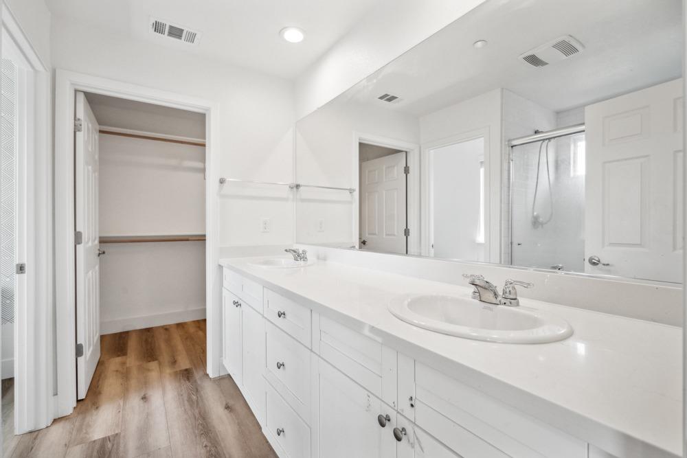 Misty Wind Court, Carmichael, California image 32