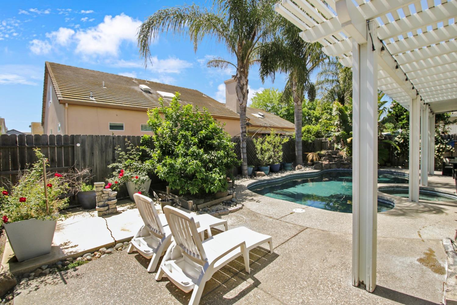 Detail Gallery Image 54 of 63 For 9004 Cobble Crest Dr, Sacramento,  CA 95829 - 5 Beds | 3 Baths