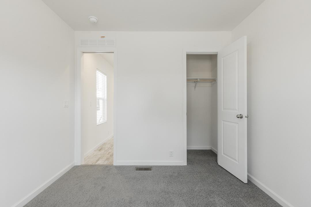 Detail Gallery Image 7 of 9 For 1550 162nd Ave 47, San Leandro,  CA 94578 - 1 Beds | 1 Baths