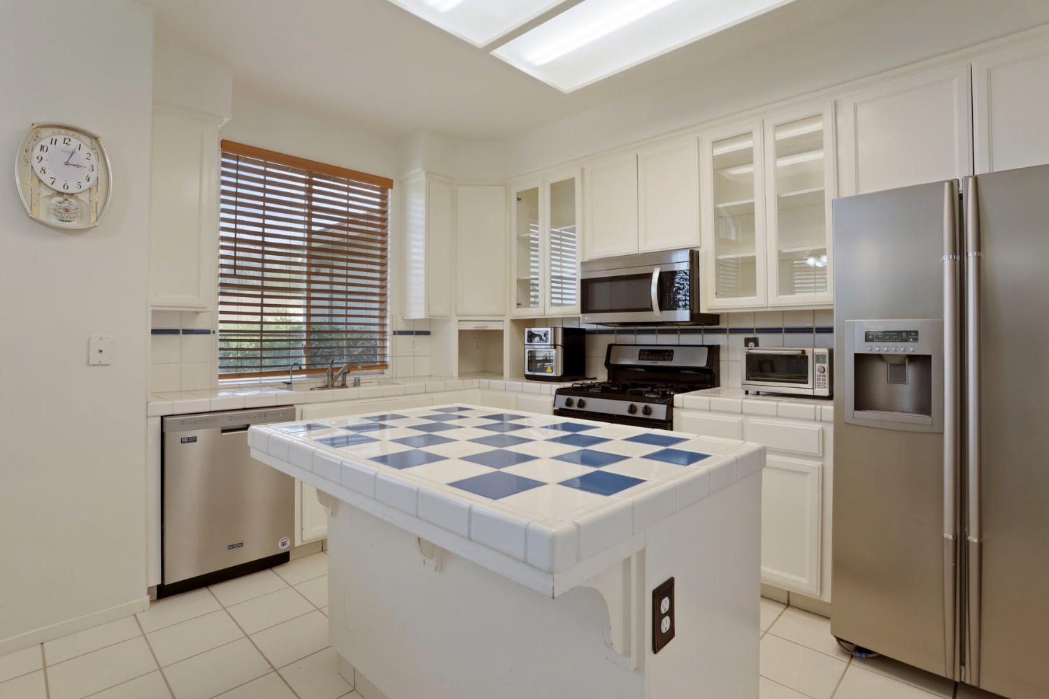 Detail Gallery Image 16 of 40 For 2039 London Ave, Manteca,  CA 95336 - 4 Beds | 2 Baths