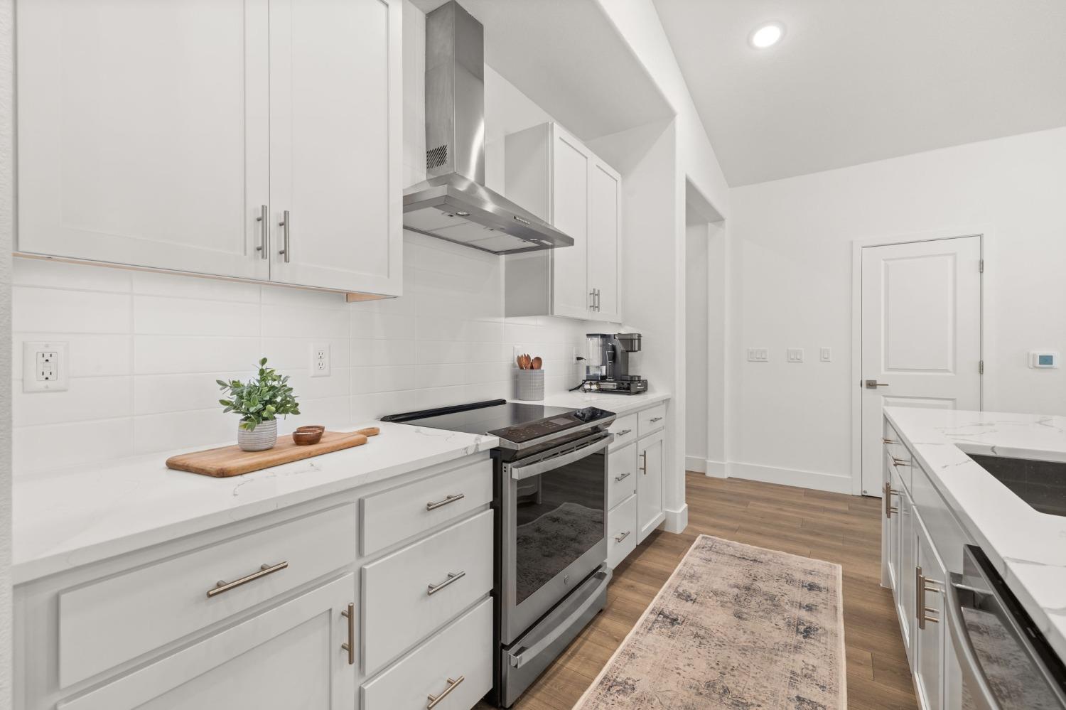 Coal Creek Way, Rancho Cordova, California image 7