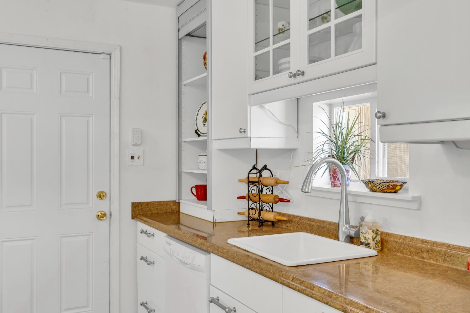 Aramon Drive, Rancho Cordova, California image 18