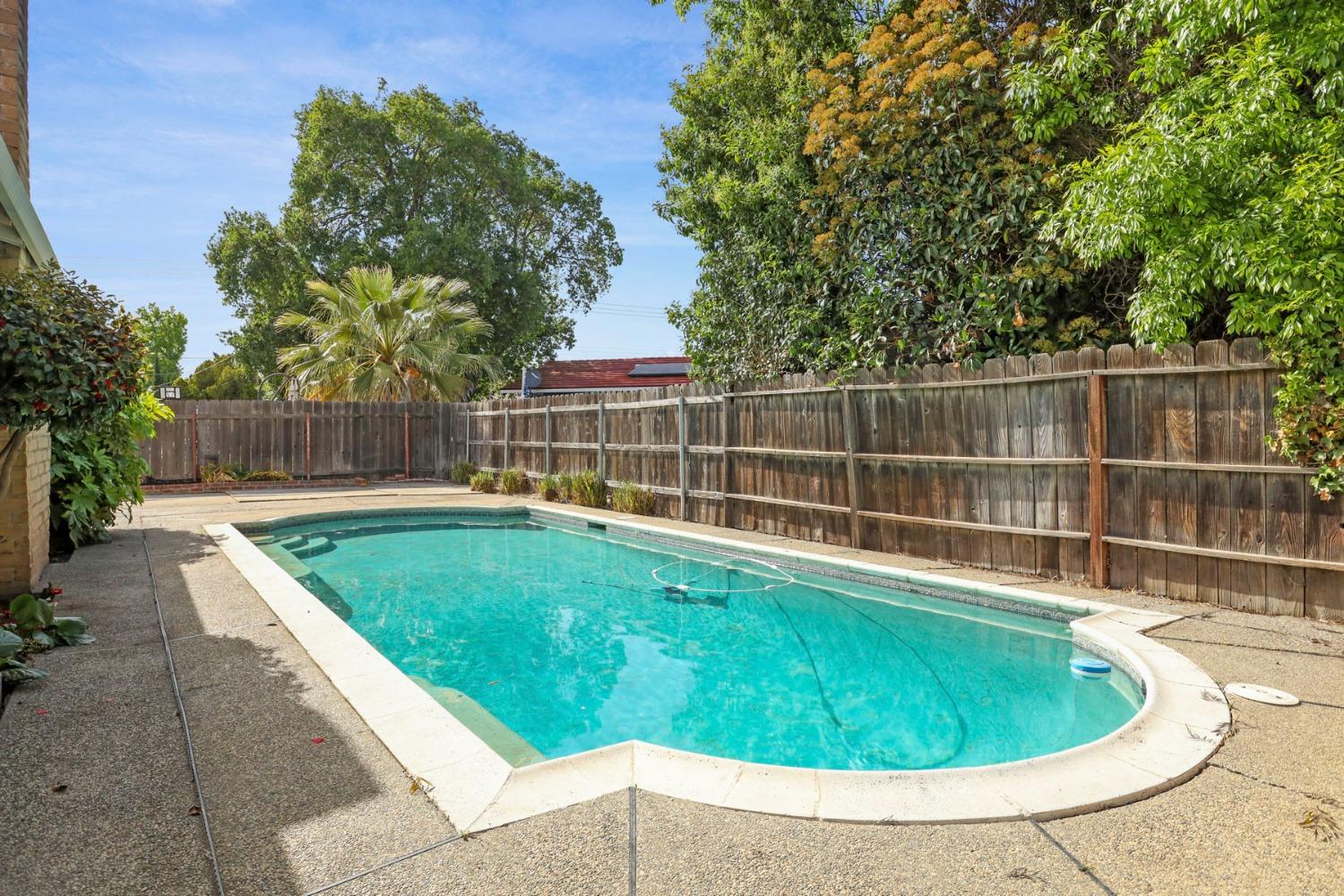Detail Gallery Image 34 of 36 For 219 Mckelvey Ave, Stockton,  CA 95210 - 3 Beds | 2 Baths