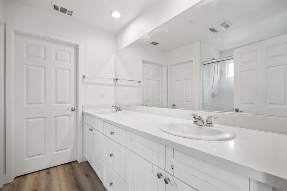 Misty Wind Court, Carmichael, California image 34
