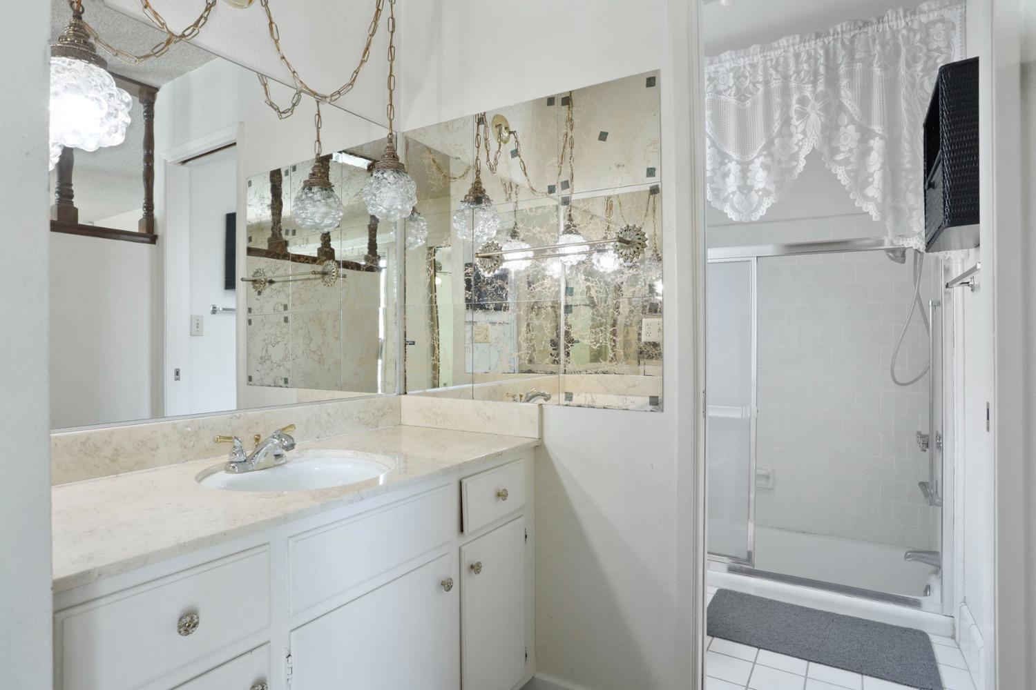Detail Gallery Image 27 of 36 For 219 Mckelvey Ave, Stockton,  CA 95210 - 3 Beds | 2 Baths