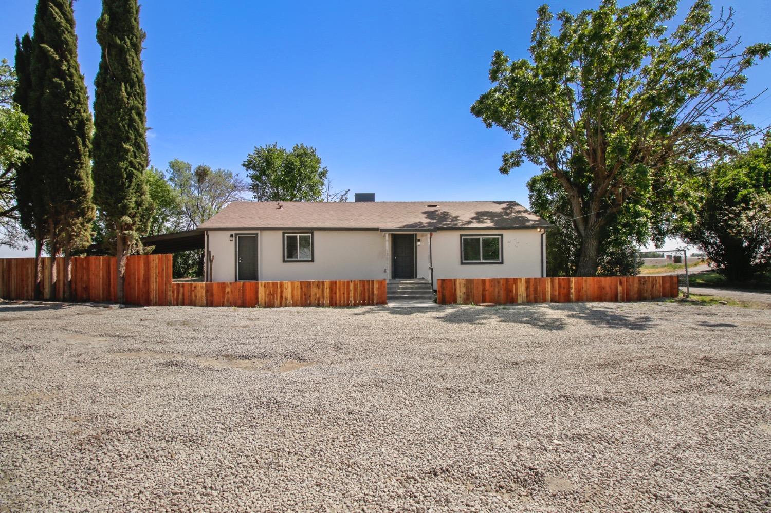 Detail Gallery Image 1 of 33 For 18826 Ca-113, Knights Landing,  CA 95645 - 3 Beds | 1 Baths