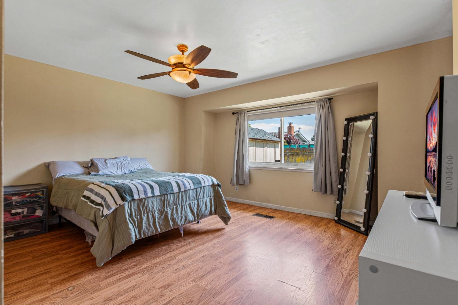 Detail Gallery Image 21 of 41 For 240 Wabash Dr, Turlock,  CA 95382 - 4 Beds | 2 Baths