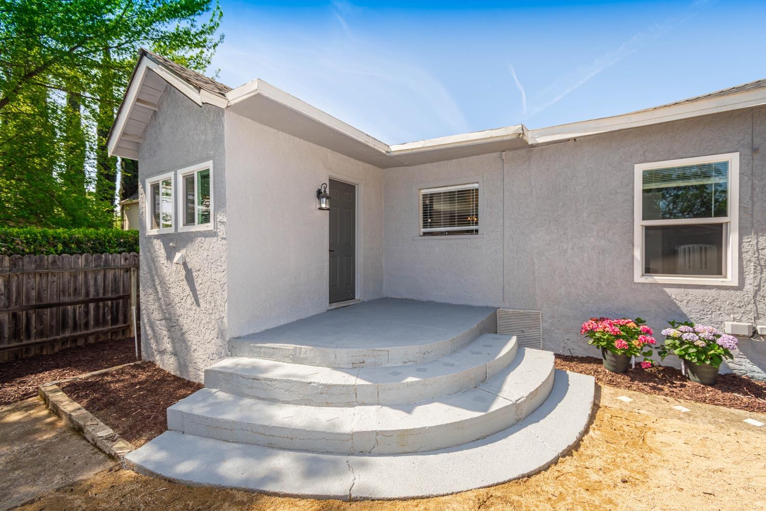 Wool Street, Folsom, California image 37