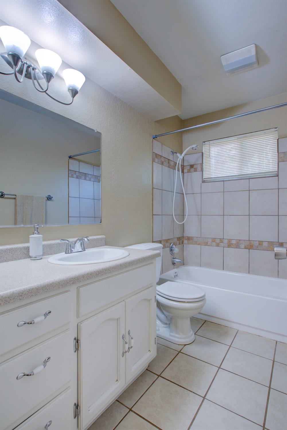 Darlene Lane, Modesto, California image 33