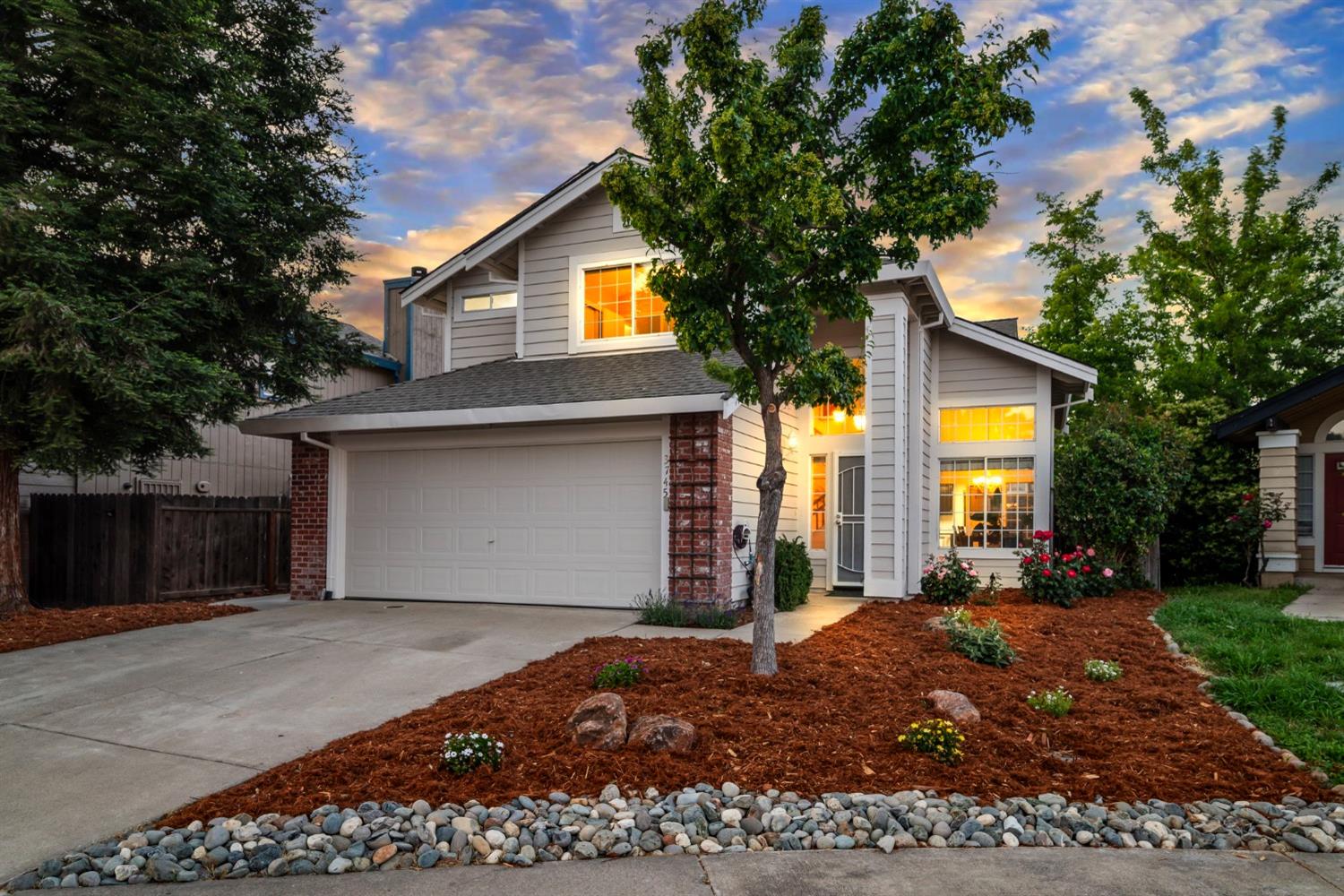 Detail Gallery Image 1 of 40 For 3745 Stone Walk Ct, Antelope,  CA 95843 - 4 Beds | 3 Baths