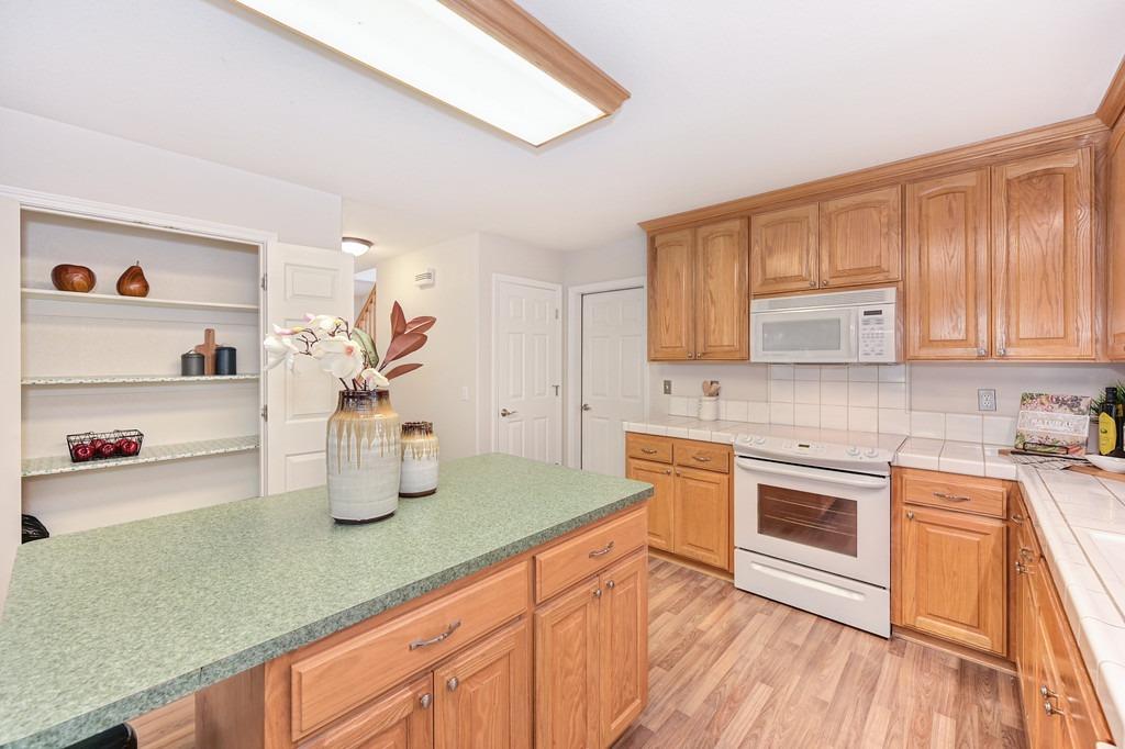 Detail Gallery Image 14 of 78 For 12210 Irish Ct, Jackson,  CA 95642 - 4 Beds | 2/1 Baths