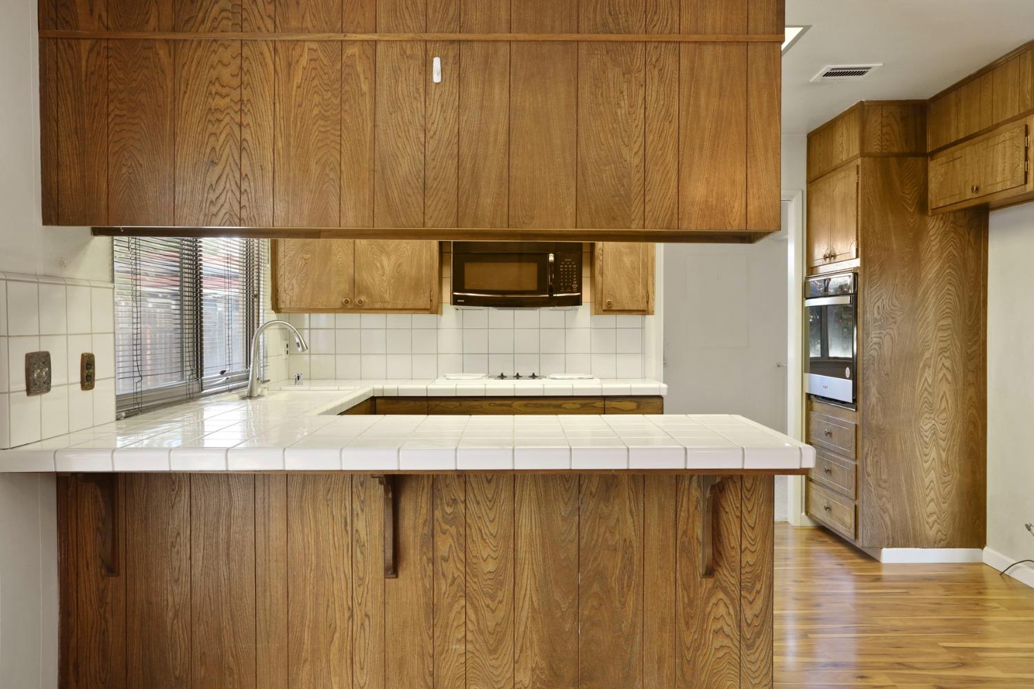 Detail Gallery Image 11 of 36 For 219 Mckelvey Ave, Stockton,  CA 95210 - 3 Beds | 2 Baths