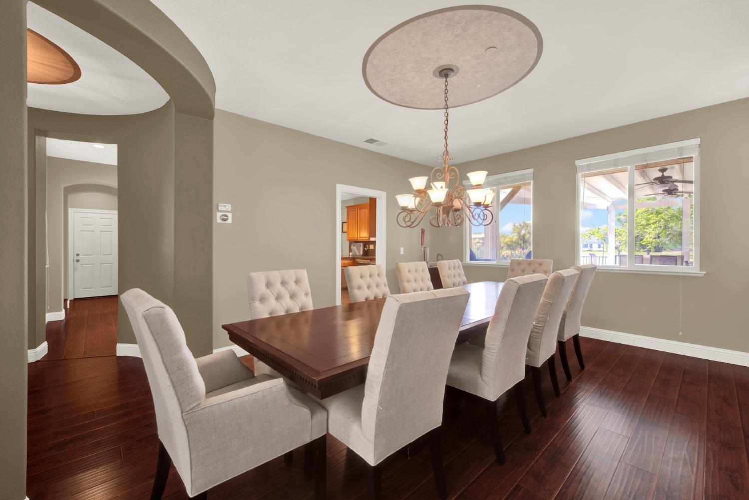 Detail Gallery Image 13 of 82 For 33565 Wildwing Dr, Woodland,  CA 95695 - 4 Beds | 2/1 Baths