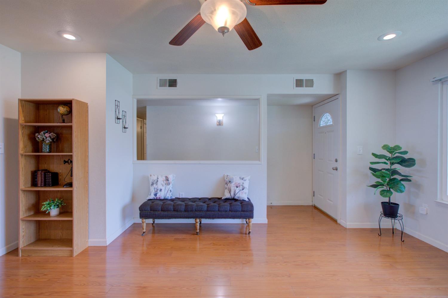Darlene Lane, Modesto, California image 9
