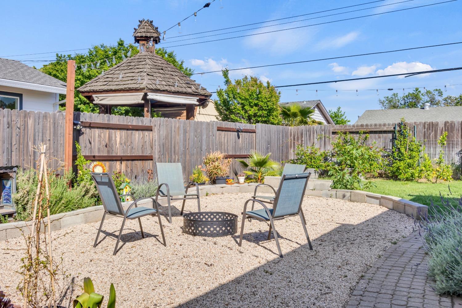 Aramon Drive, Rancho Cordova, California image 36