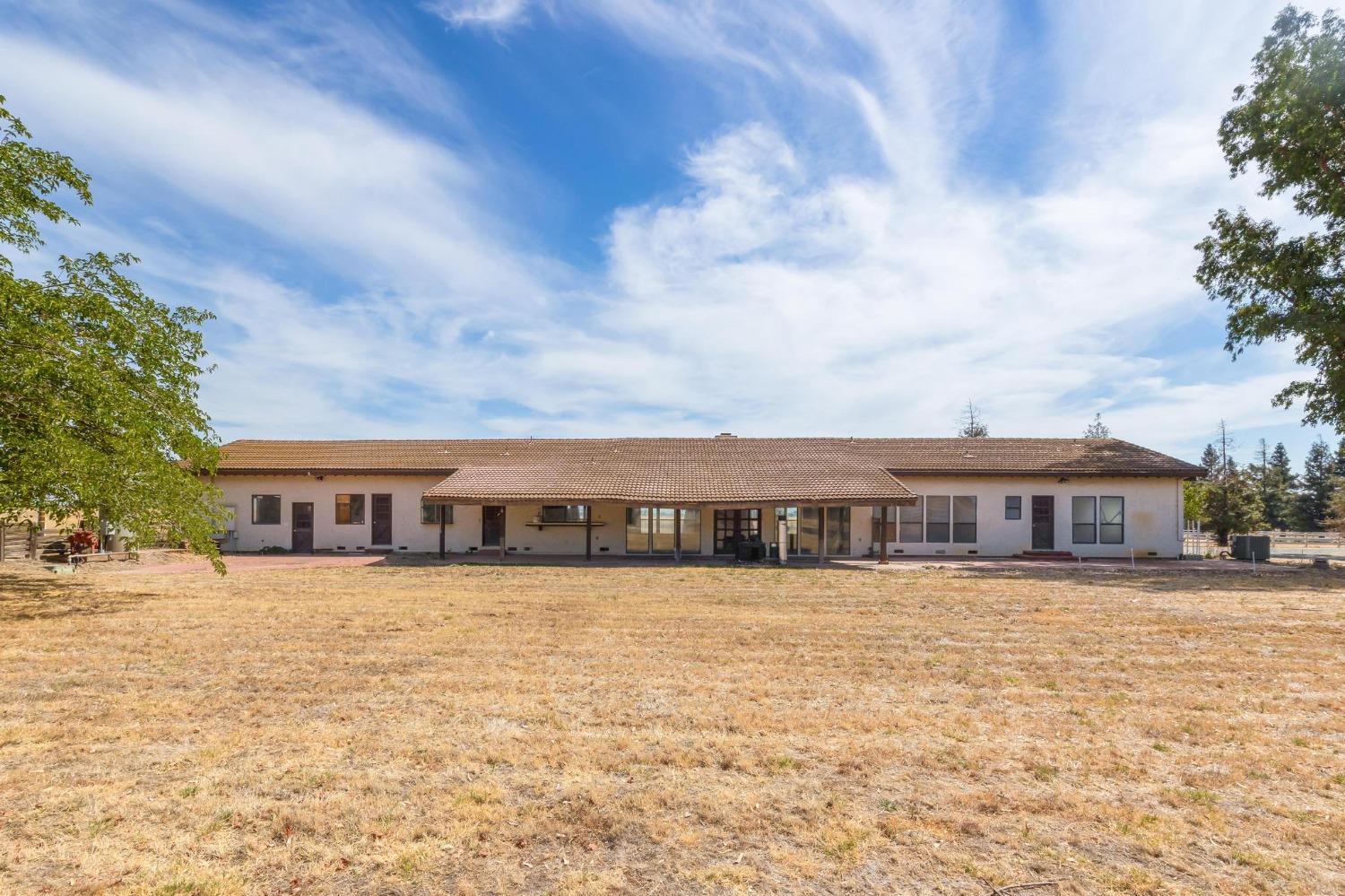Detail Gallery Image 37 of 47 For 19997 E Liberty Rd, Clements,  CA 95632 - 8 Beds | 6/1 Baths