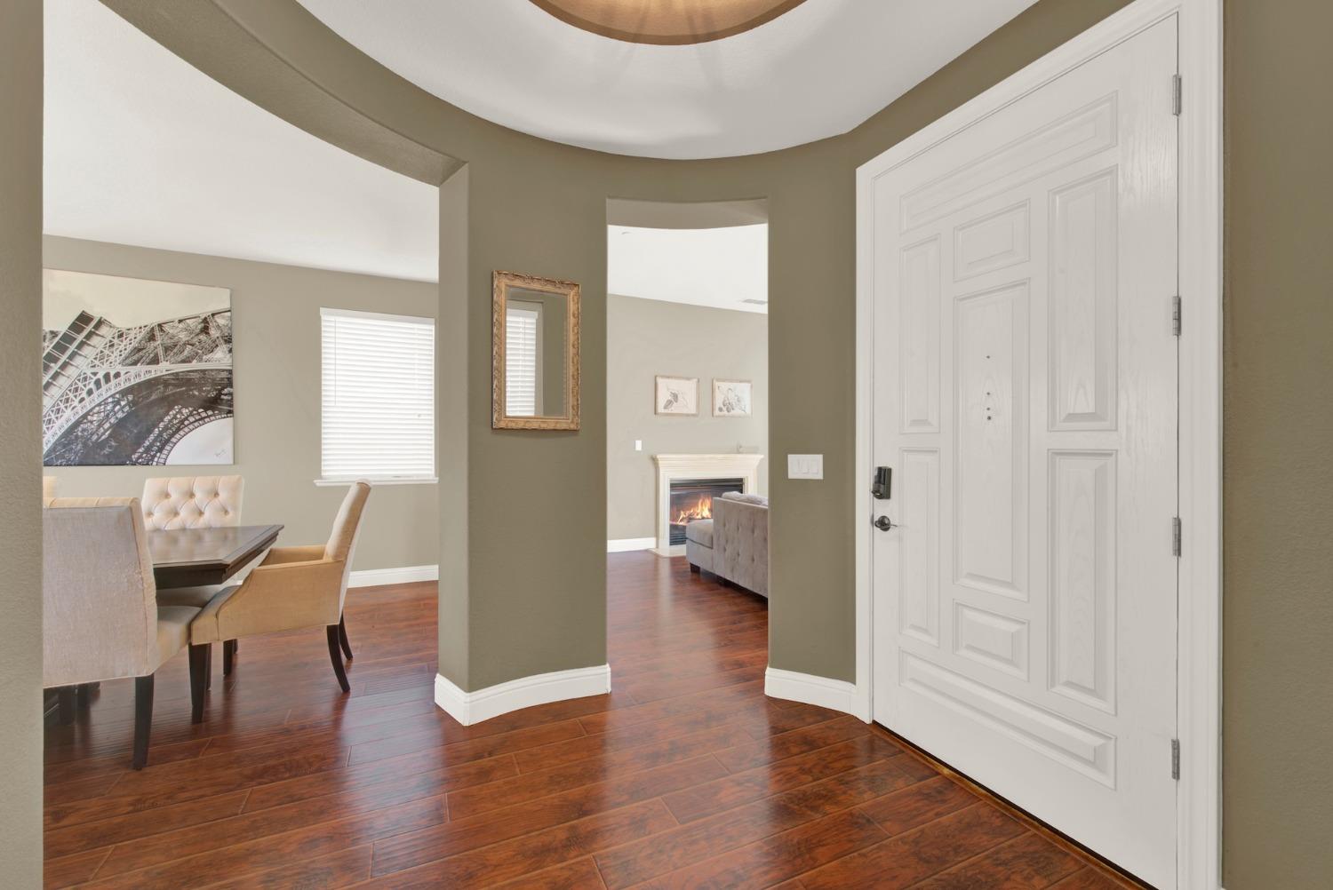 Detail Gallery Image 11 of 82 For 33565 Wildwing Dr, Woodland,  CA 95695 - 4 Beds | 2/1 Baths