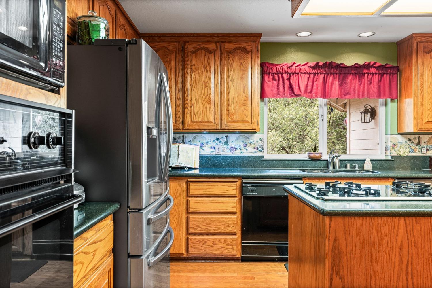 Detail Gallery Image 48 of 90 For 6432 Happy Valley Rd, Somerset,  CA 95684 - 4 Beds | 2/1 Baths