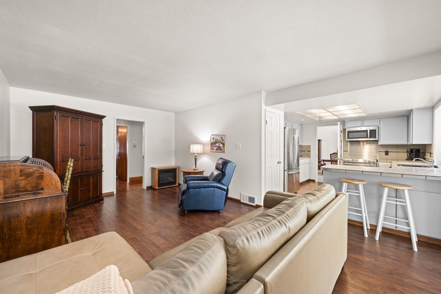 Detail Gallery Image 27 of 46 For 2615 Delmar Ave, Penryn,  CA 95663 - 4 Beds | 2/1 Baths