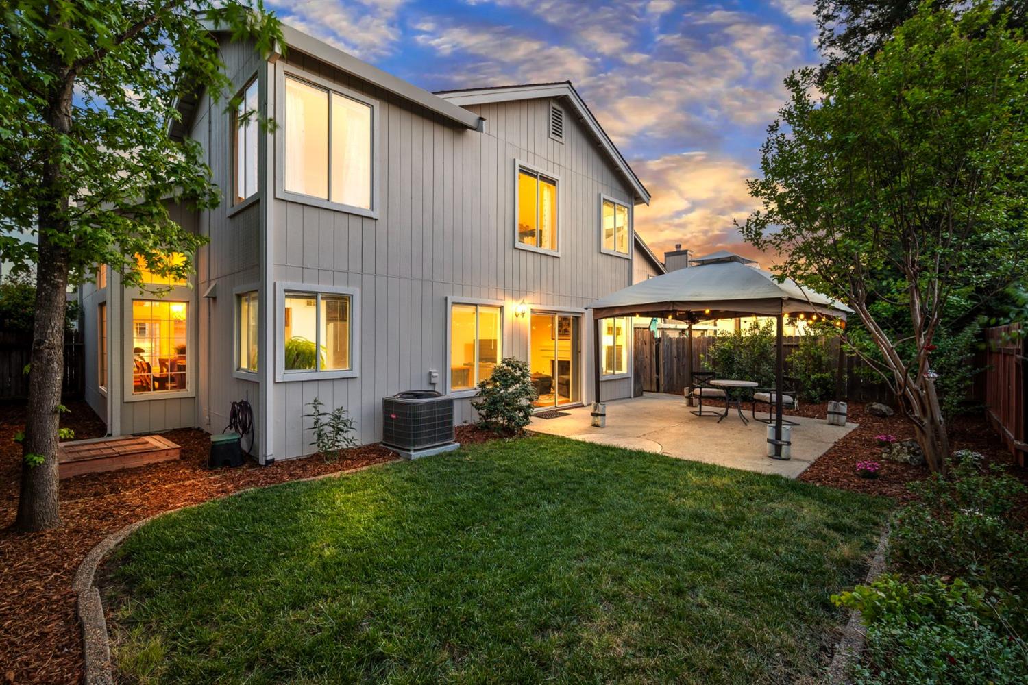 Detail Gallery Image 2 of 40 For 3745 Stone Walk Ct, Antelope,  CA 95843 - 4 Beds | 3 Baths