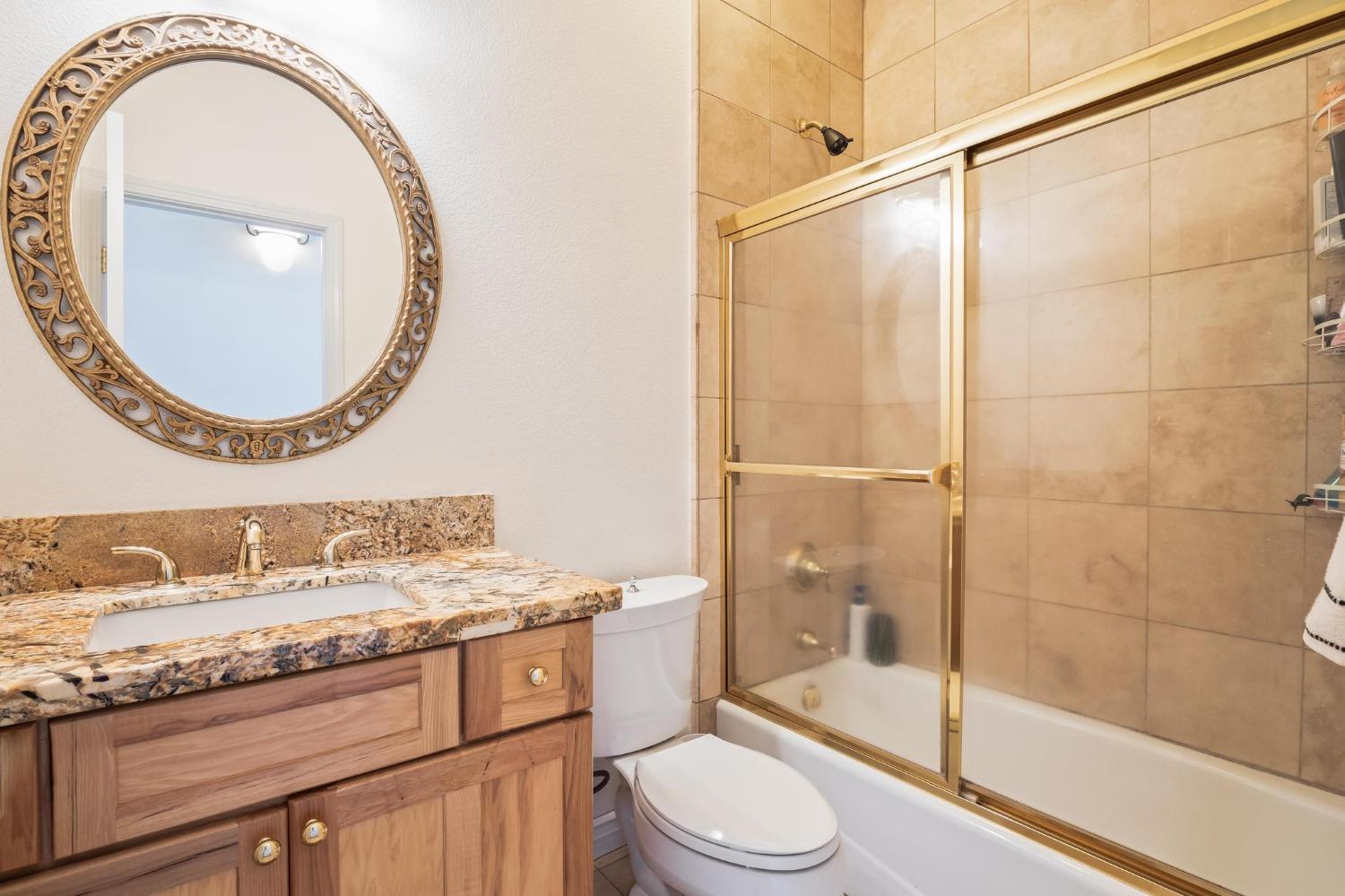 Detail Gallery Image 21 of 47 For 19997 E Liberty Rd, Clements,  CA 95632 - 8 Beds | 6/1 Baths