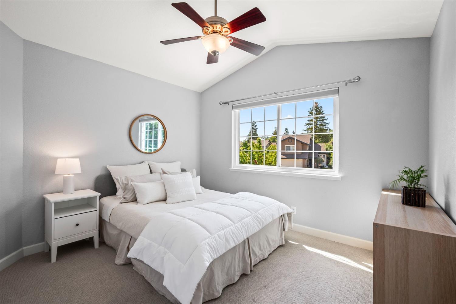 Detail Gallery Image 28 of 40 For 3745 Stone Walk Ct, Antelope,  CA 95843 - 4 Beds | 3 Baths