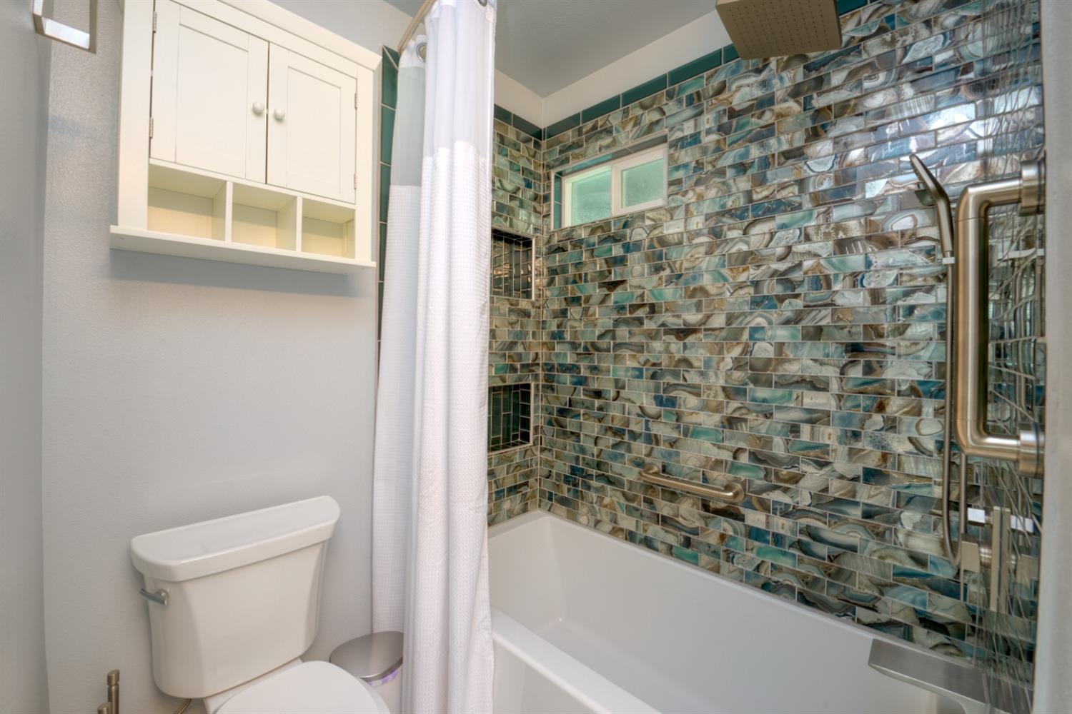 Detail Gallery Image 13 of 33 For 3121 Cori Ct, Turlock,  CA 95382 - 3 Beds | 2 Baths