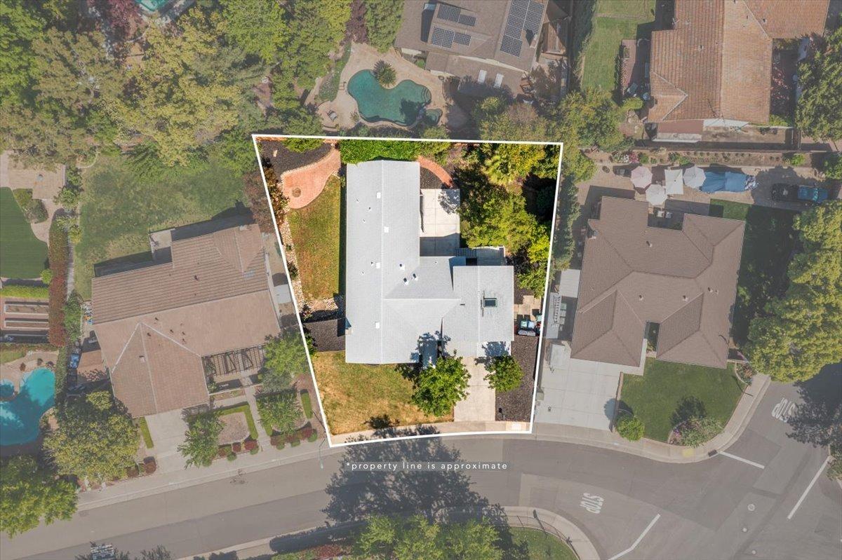 Palmyra Drive, Fair Oaks, California image 37