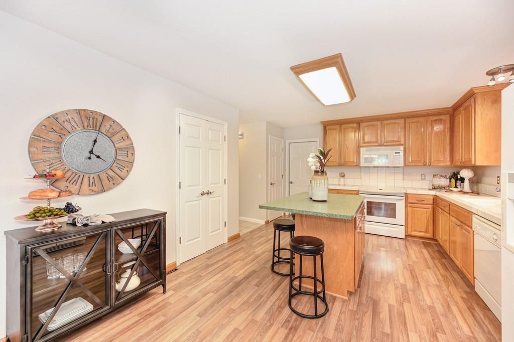 Detail Gallery Image 7 of 78 For 12210 Irish Ct, Jackson,  CA 95642 - 4 Beds | 2/1 Baths