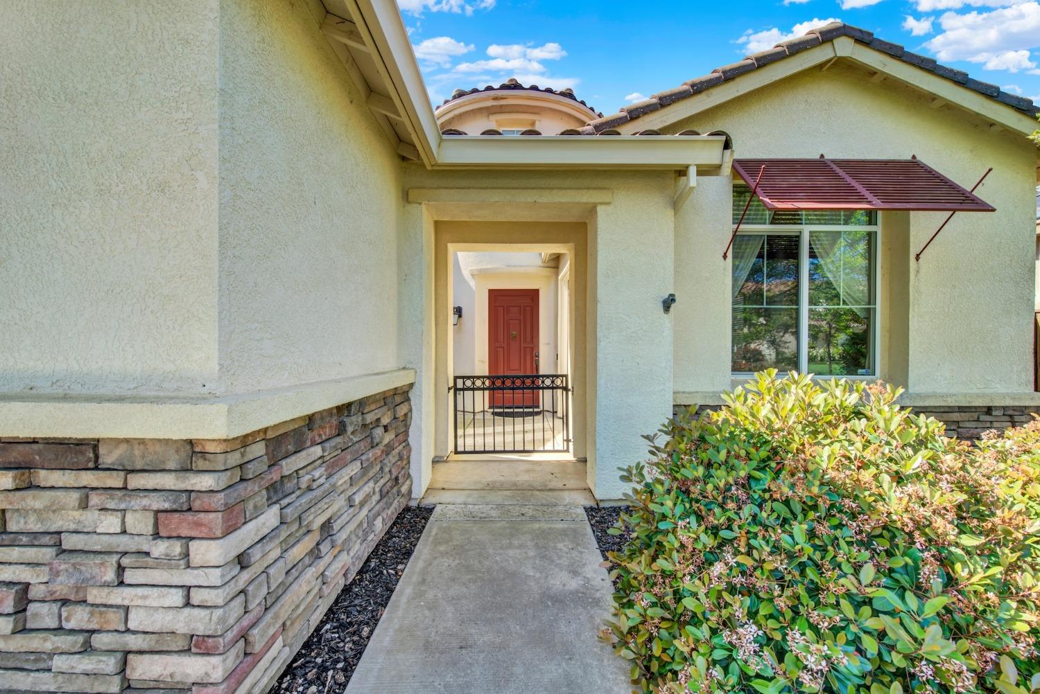 Detail Gallery Image 6 of 82 For 33565 Wildwing Dr, Woodland,  CA 95695 - 4 Beds | 2/1 Baths