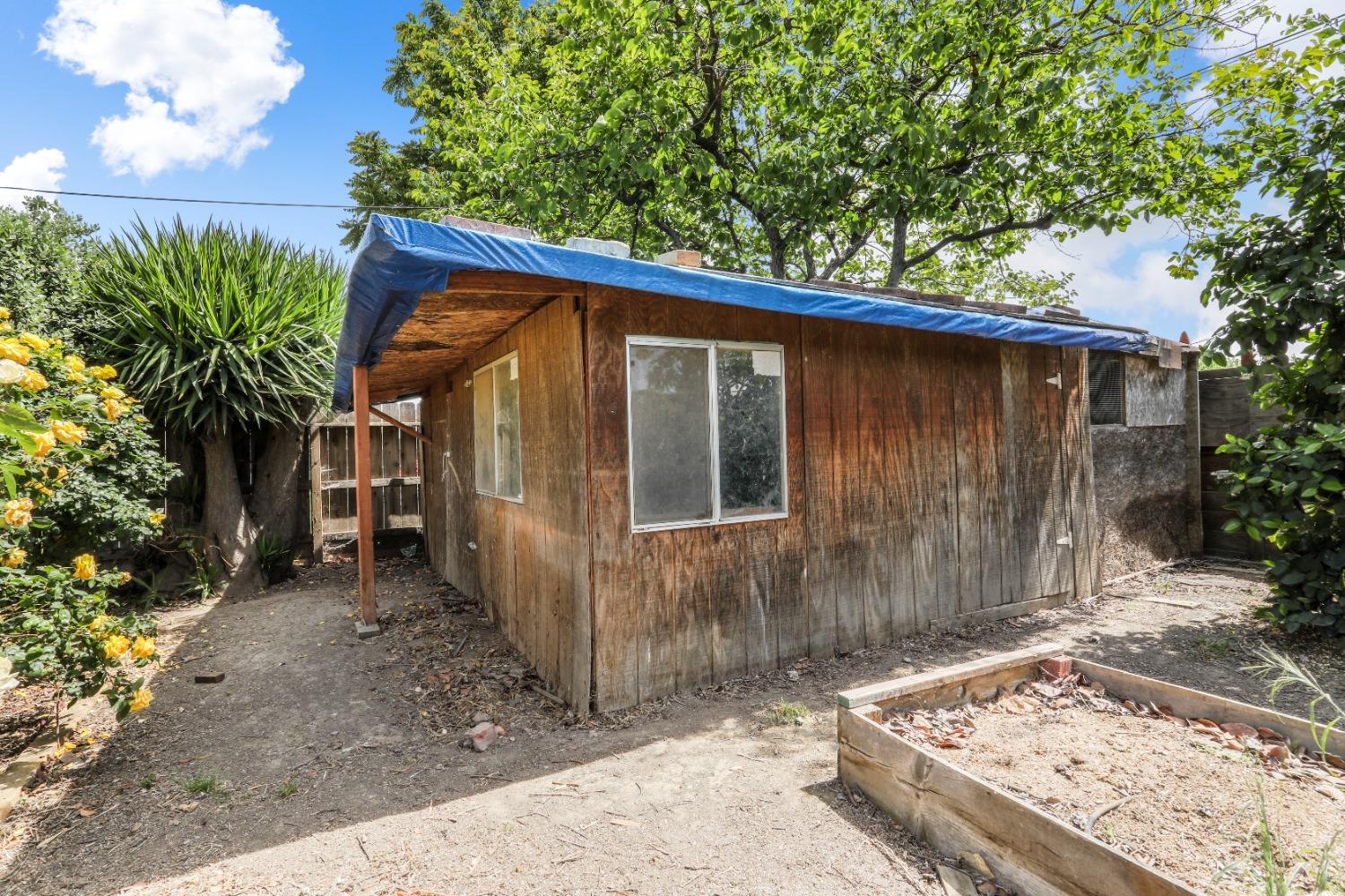 Detail Gallery Image 24 of 24 For 907 Ash Ave, Los Banos,  CA 93635 - 3 Beds | 1/1 Baths