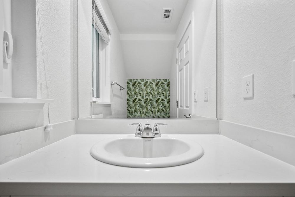 Misty Wind Court, Carmichael, California image 17