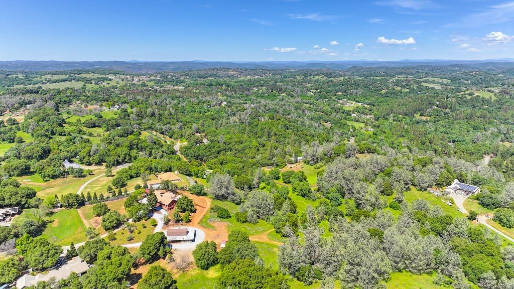 Detail Gallery Image 11 of 81 For 4875 Silk Tree Ln, Cool,  CA 95614 - 2 Beds | 2 Baths