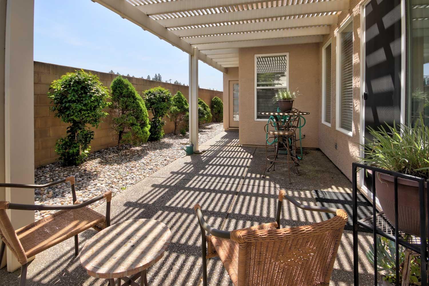 Detail Gallery Image 33 of 37 For 12020 Gold Arbor Ln, Gold River,  CA 95670 - 3 Beds | 2 Baths