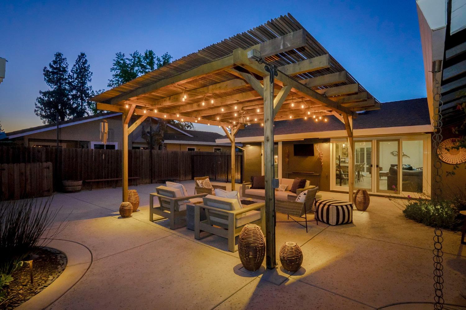 Detail Gallery Image 55 of 58 For 4508 San Ramon Dr, Davis,  CA 95618 - 4 Beds | 2 Baths