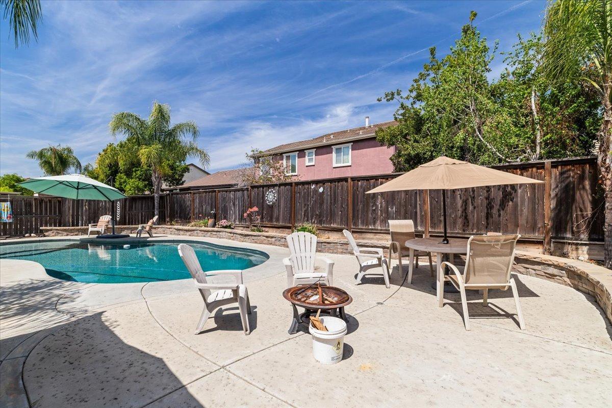 Detail Gallery Image 20 of 86 For 2060 Tarpan Way #22,  Oakdale,  CA 95361 - 4 Beds | 2/1 Baths