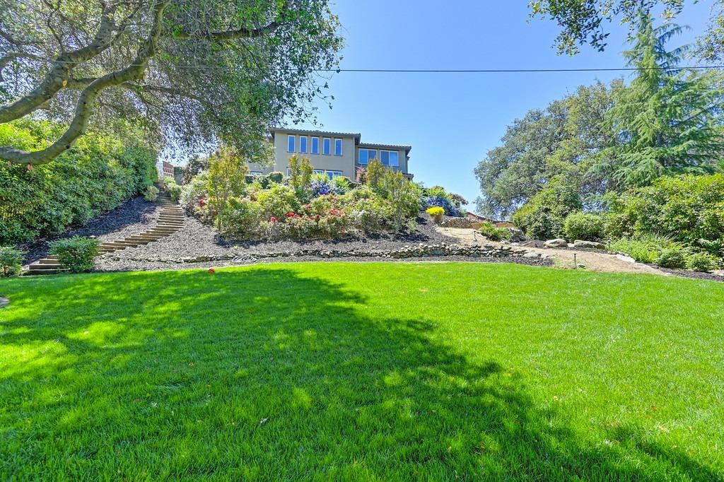 Detail Gallery Image 33 of 37 For 3327 Bordeaux Dr, El Dorado Hills,  CA 95762 - 5 Beds | 3/1 Baths