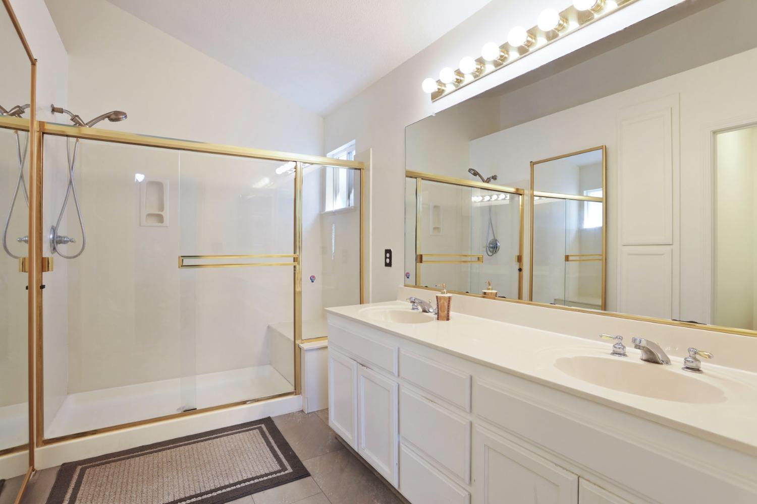 Detail Gallery Image 31 of 40 For 2039 London Ave, Manteca,  CA 95336 - 4 Beds | 2 Baths