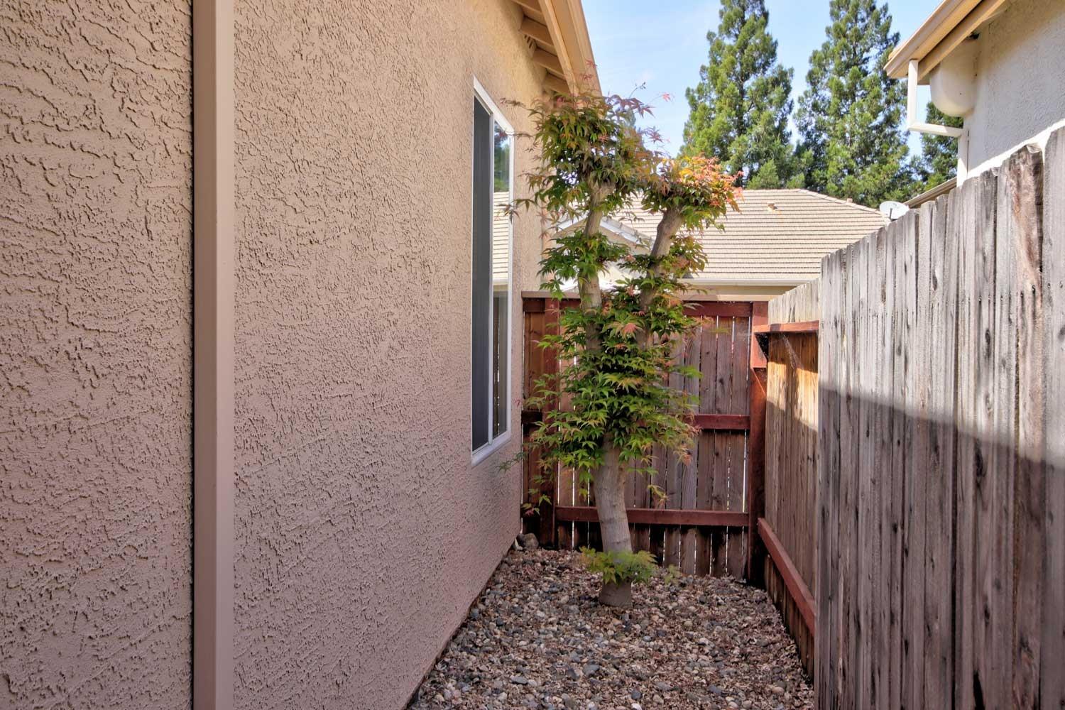 Detail Gallery Image 37 of 37 For 12020 Gold Arbor Ln, Gold River,  CA 95670 - 3 Beds | 2 Baths