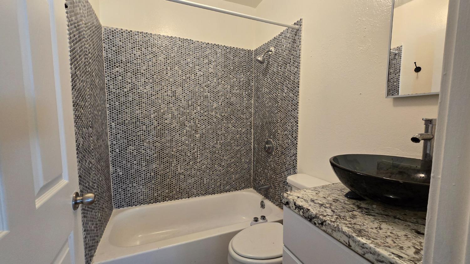 Detail Gallery Image 12 of 30 For 2876 34th Ave, Sacramento,  CA 95824 - – Beds | – Baths