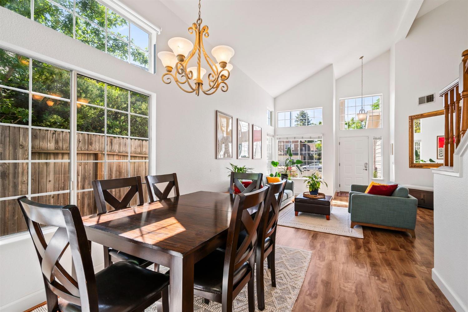 Detail Gallery Image 9 of 40 For 3745 Stone Walk Ct, Antelope,  CA 95843 - 4 Beds | 3 Baths