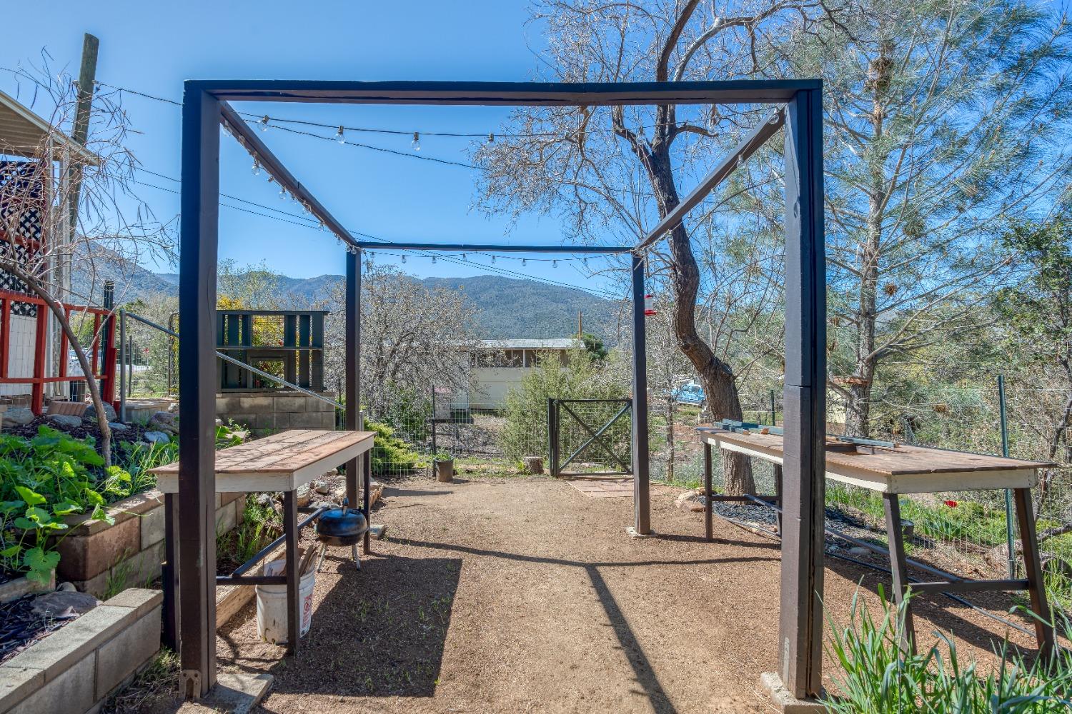 Balsam Drive, Bodfish, California image 39