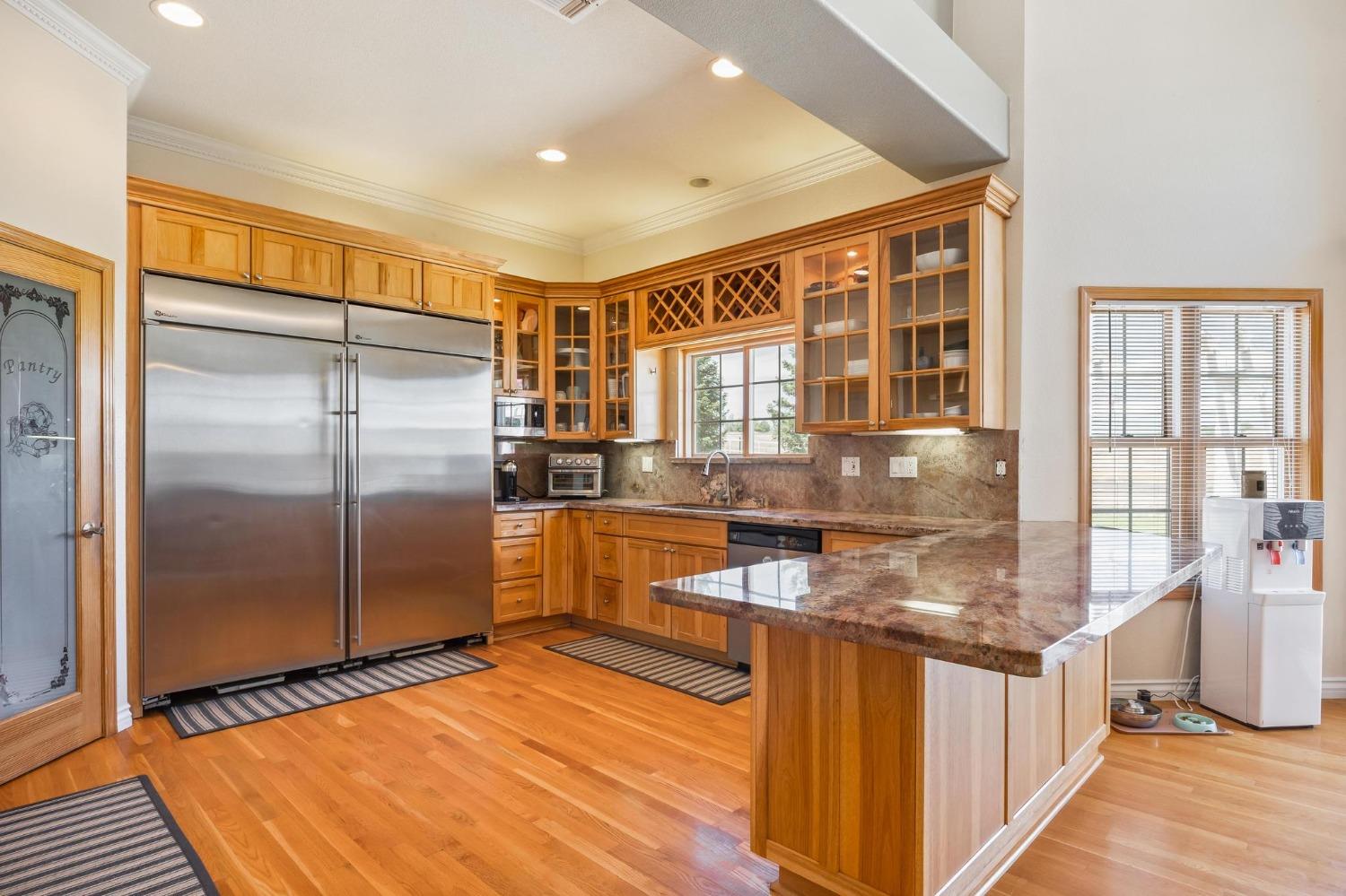 Detail Gallery Image 15 of 47 For 19997 E Liberty Rd, Clements,  CA 95632 - 8 Beds | 6/1 Baths