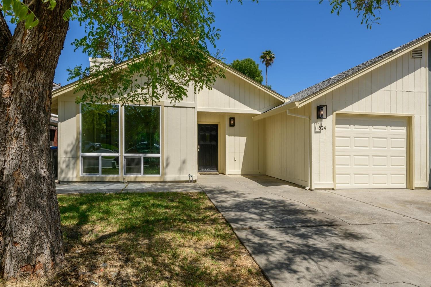 Riverside Drive, Woodland, California image 2