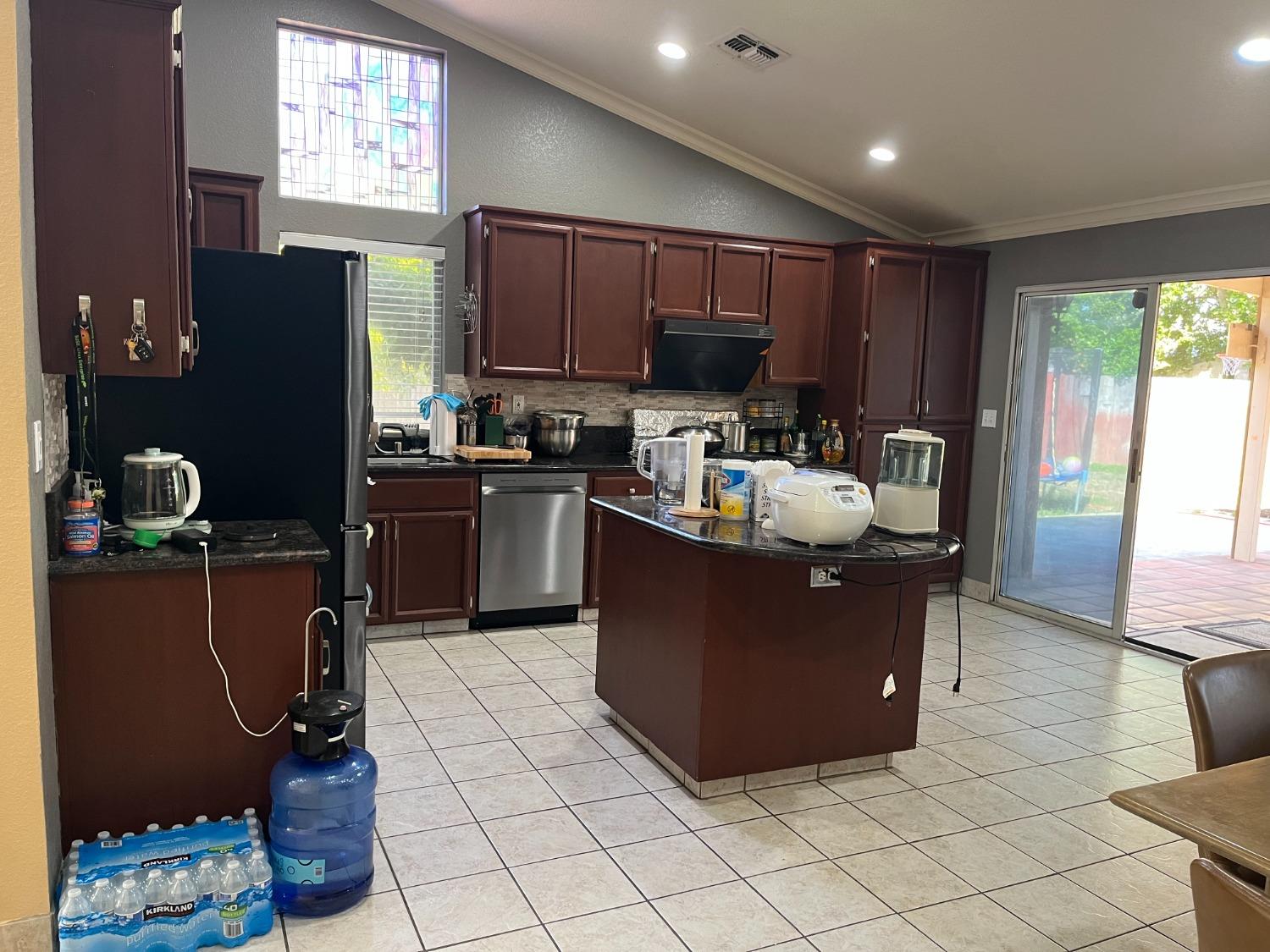 Candellaria Court, Elk Grove, California image 7