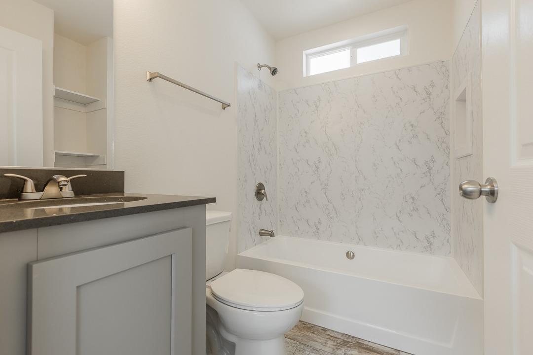 Detail Gallery Image 14 of 14 For 1550 162nd Ave 6, San Leandro,  CA 94578 - 2 Beds | 2 Baths