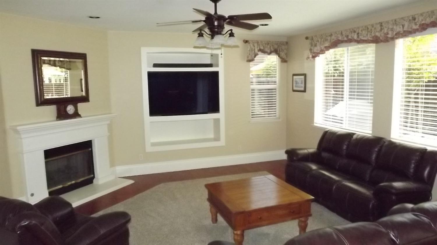Fallen Oak Drive, Modesto, California image 17