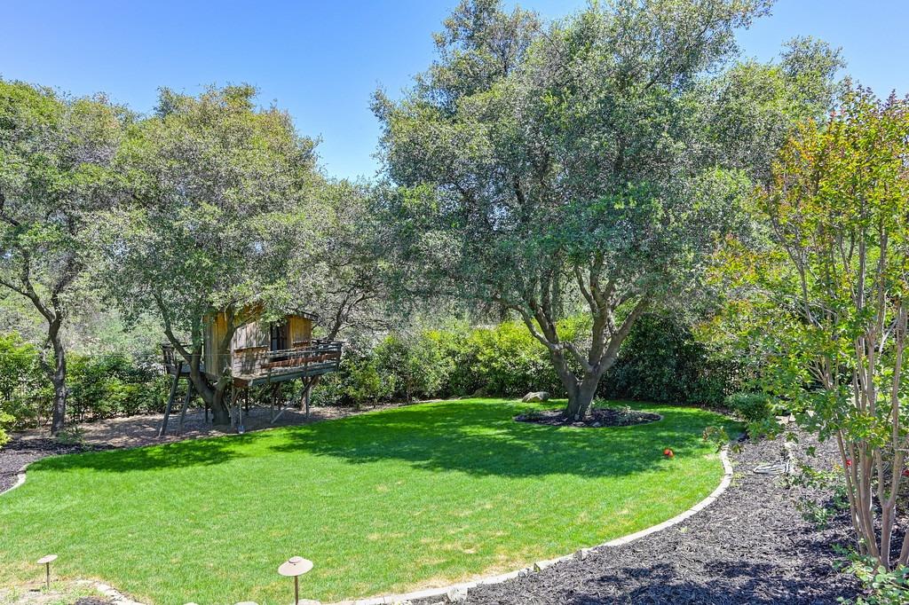 Detail Gallery Image 31 of 37 For 3327 Bordeaux Dr, El Dorado Hills,  CA 95762 - 5 Beds | 3/1 Baths